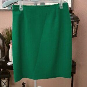 NWT Tahari sz 4P green skirt